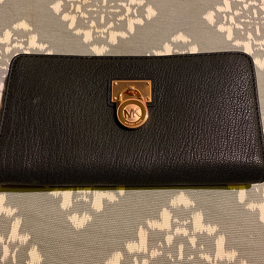Michael Kors wallet